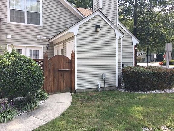 3rd image of 900 Niblik Way #0