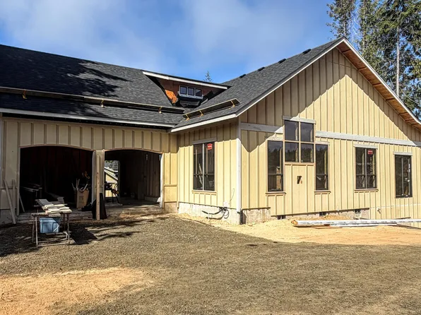 930 SW Dolores Dr, Waldport, OR 97394