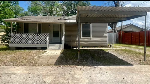 415 Randall St Photo 1