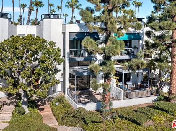 5422 Heron Bay, Long Beach, CA 90803