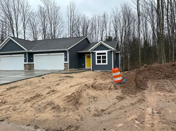 116 Creek Dr, Hart, MI 49420