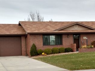 1520 E 42nd St, Kearney, NE 68847