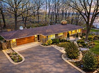 720 South St, Barrington, IL 60010