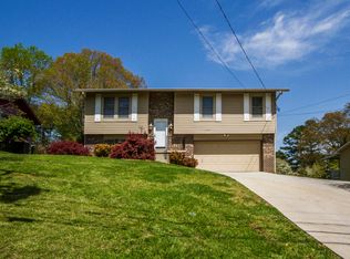 5504 Villa Rd, Knoxville, TN 37918