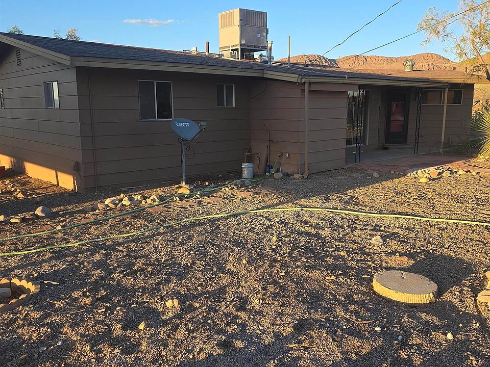 1st image of 8820 San Francisco Rd SE