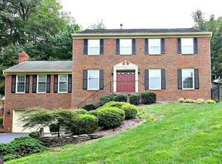 1723 Chesterbrook Vale Ct, Mc Lean, VA 22101