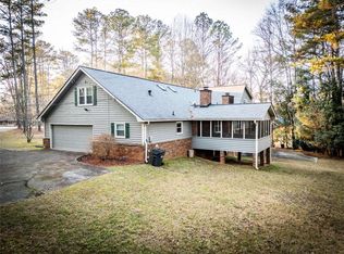 1336 Janmar Rd, Snellville, GA 30078