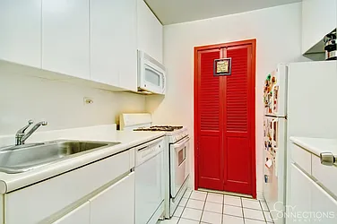 Rented by City Connections Realty