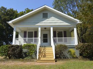 220 Lindbergh St, Winston Salem, NC 27104