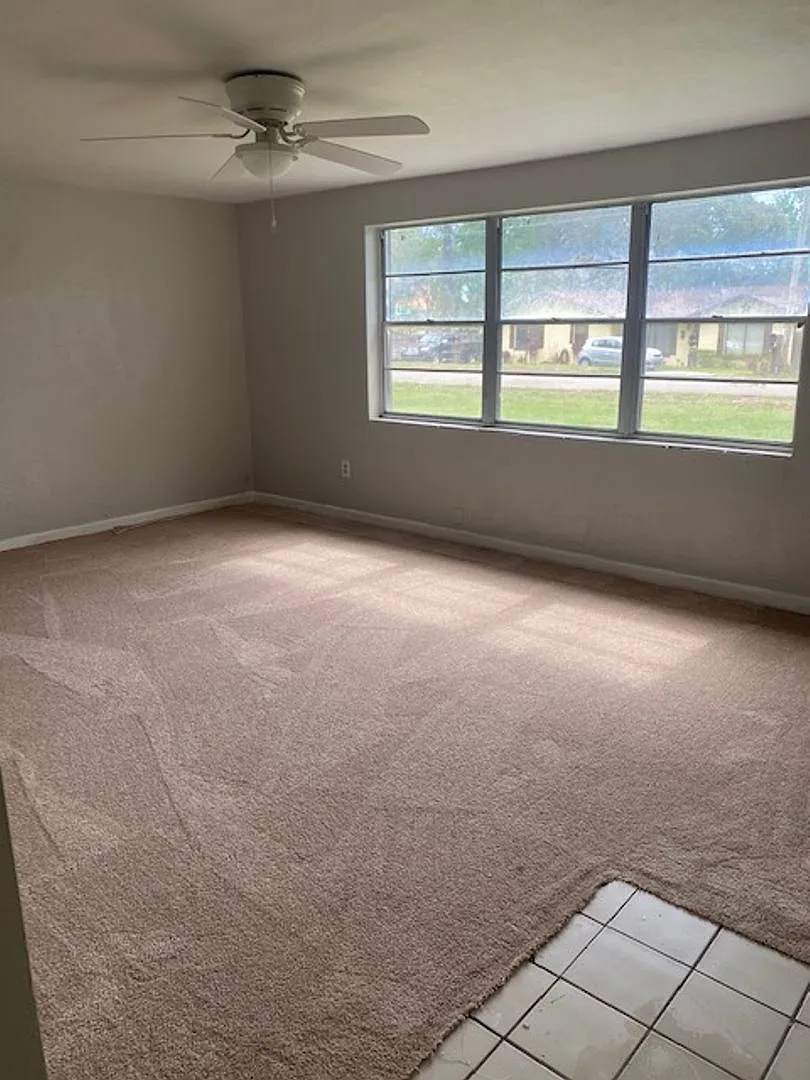 3 Bed 1 Bath | Fenced Yard | Washer/Dryer Hookups | Central Air | Pet Friendly | Section 8 Welcomed — Photo 3