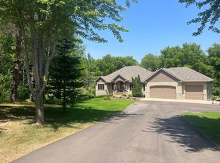 5598 94th Ave N, Loretto, MN 55357