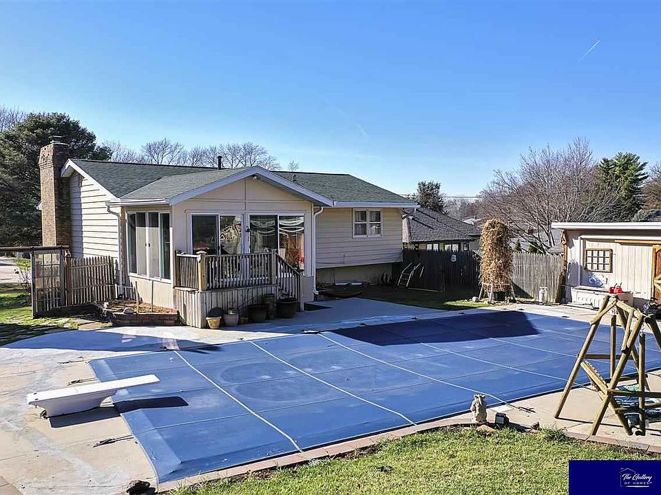 1st image of 8029 Manderson Cir