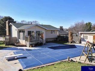 8029 Manderson Cir, Omaha, NE 68134