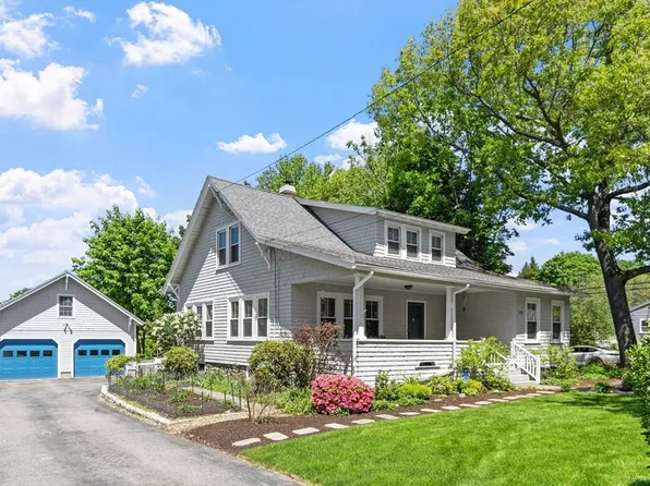 156 Elm St, Andover, MA 01810
