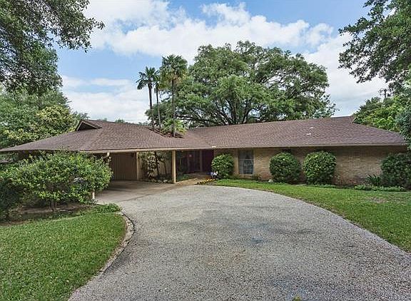 2nd image of 3410 Taylors Dr