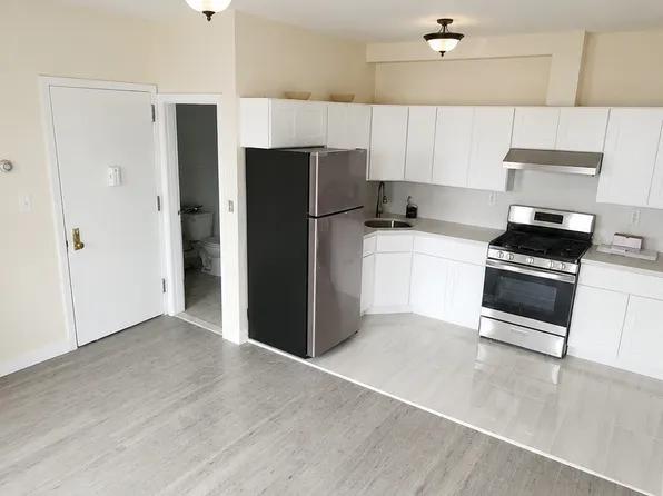 10422 Northern Blvd #4F, Corona, NY 11368
