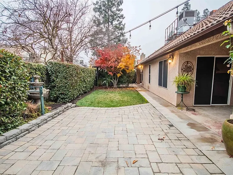 1838 E Shea Dr — Photo 38