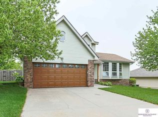 4402 S 168th Ave, Omaha, NE 68135