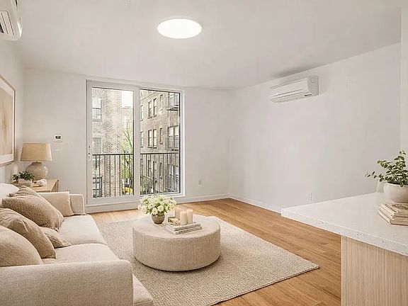 5th image of 205 Cabrini Blvd #1A
