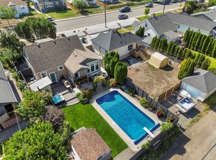 1060 Pleasant St, Kamloops, BC V2C 3B8