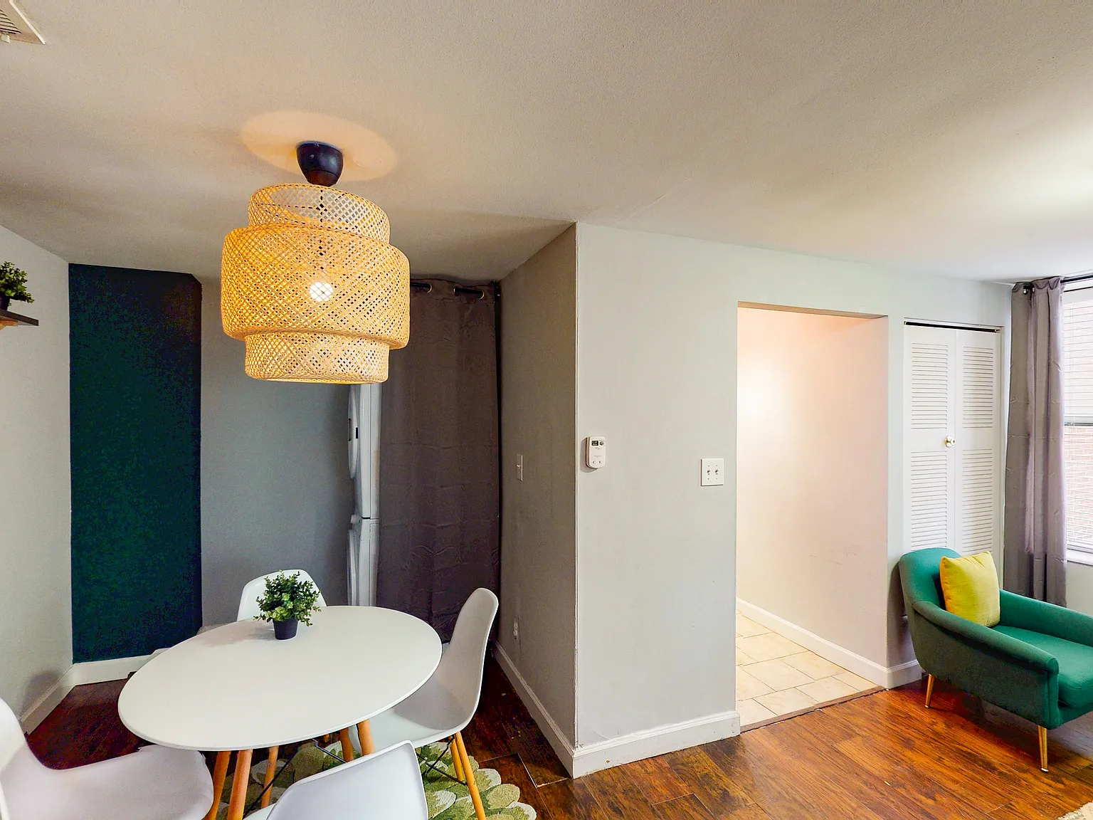 2 bed, $1,250 — Photo 3