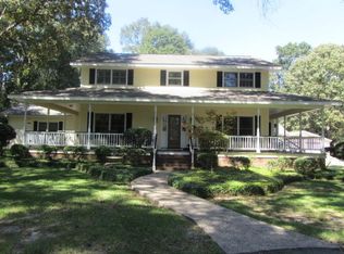 107 Beaver Rd, Hattiesburg, MS 39402