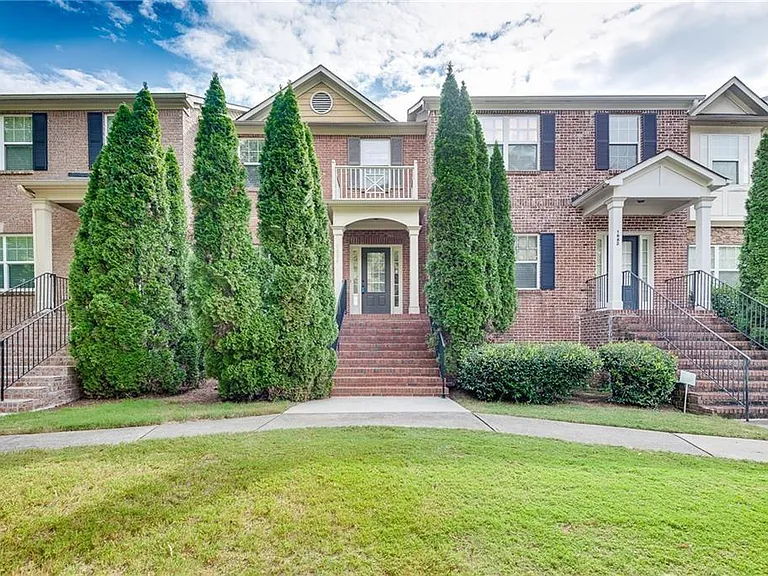 1684 Northgate Mill Dr — Photo 4