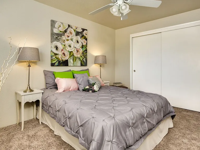 Chico Meadows Apartments — Photo 22