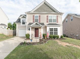 929 Ribbonleaf Ln, Fuquay Varina, NC 27526