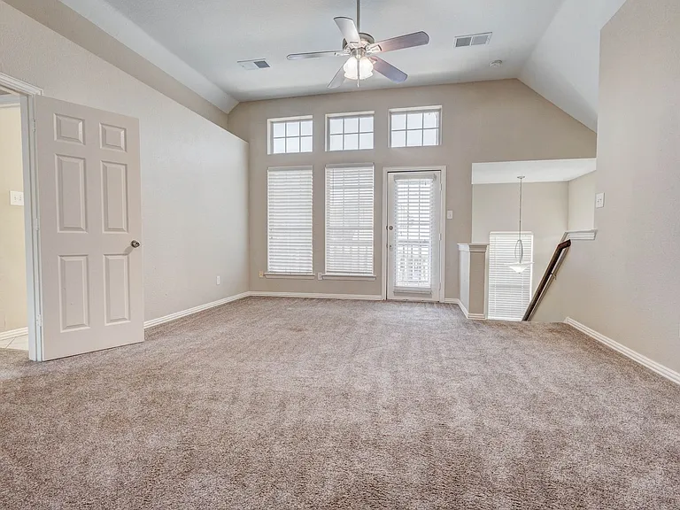 4133 Williams Ct — Photo 13