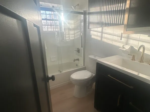 300 Broadway Suite 1, Staten Island, NY 10310