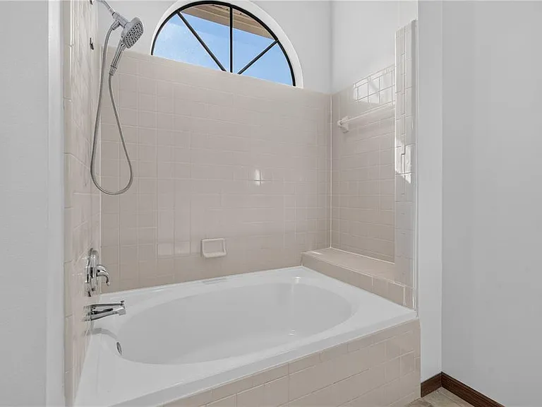 4059 Waterview Loop — Photo 21