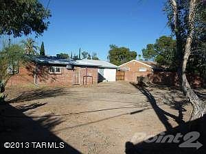 Huge Block-Walled Back Yard!