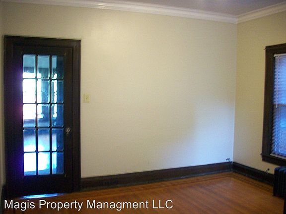 5th image of 667 Richmond Ave #2-3