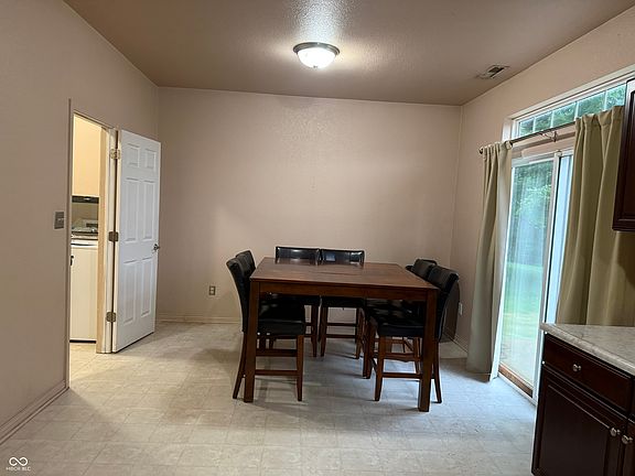 5th image of 1816 Ernest Ct