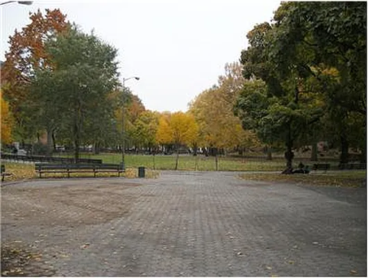 Sold by Douglas Elliman | media 13