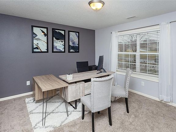 5th image of 6933 Jack London Dr