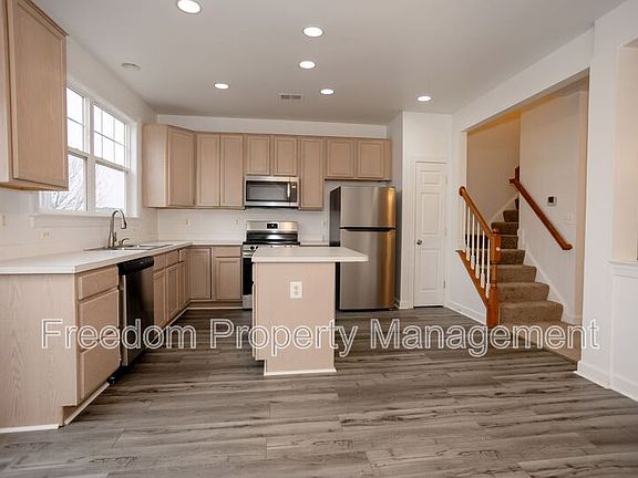 4th image of 8150 Rainwater Cir