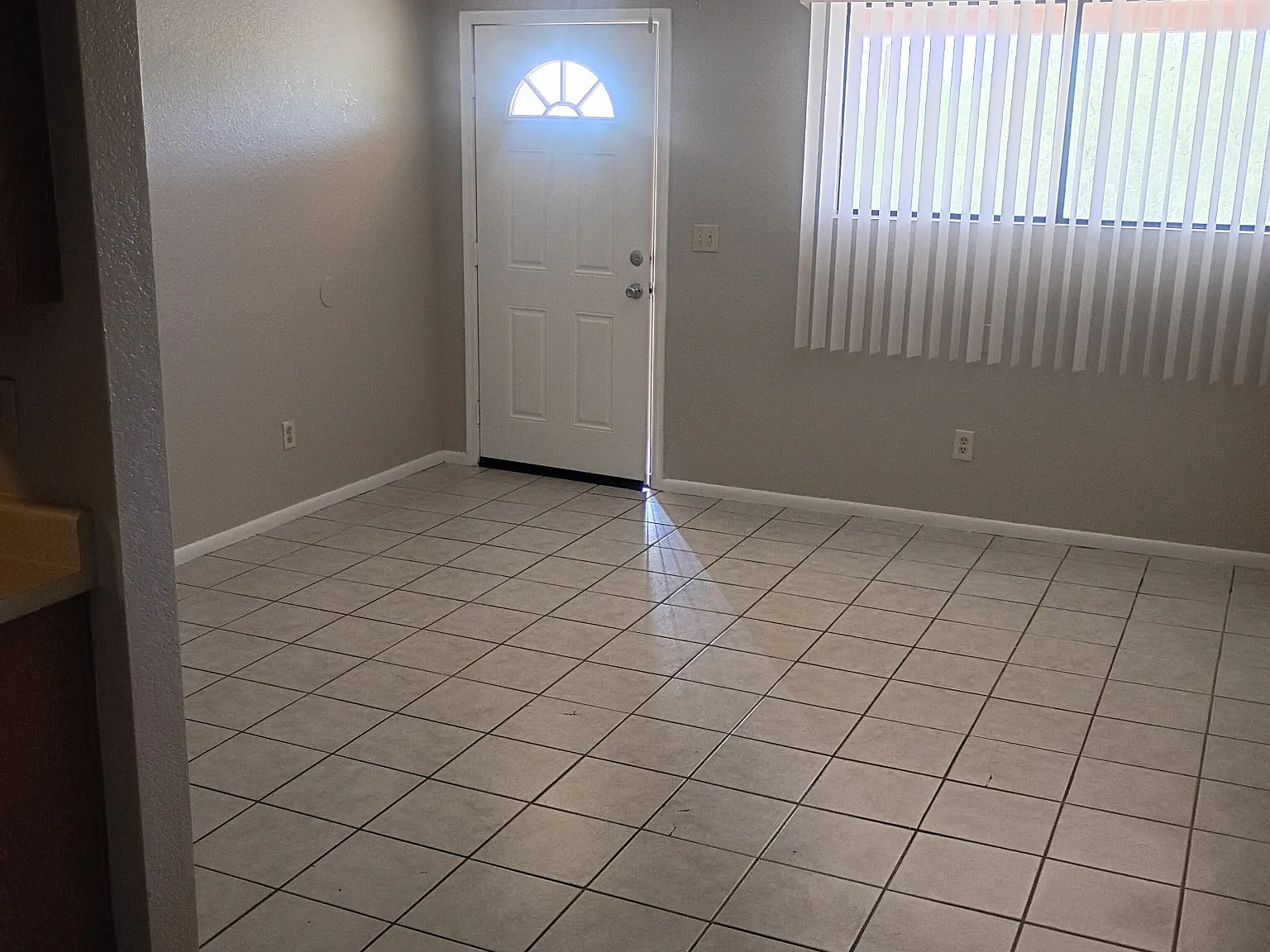 Mammoth Apartments — Photo 2