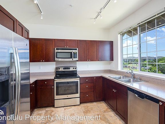 2nd image of 1020 Kakala St APT 813