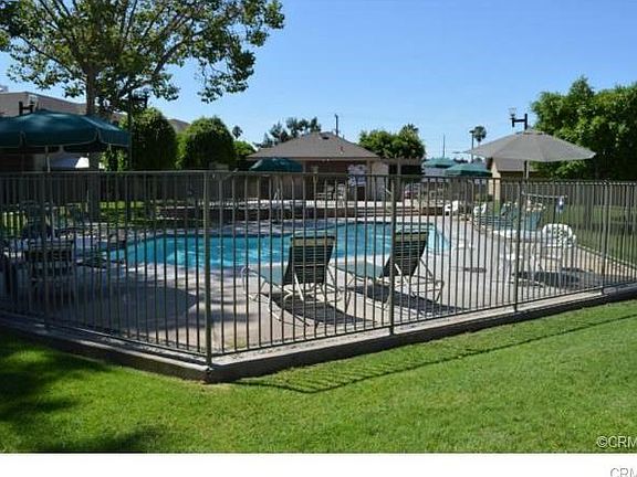 5th image of 948 S Downey Pl #31