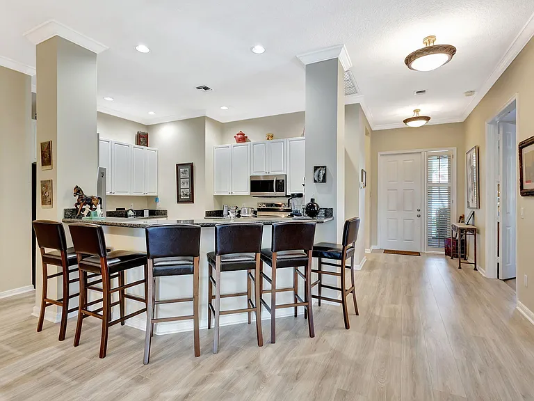 2941 Twin Oaks Way — Photo 11