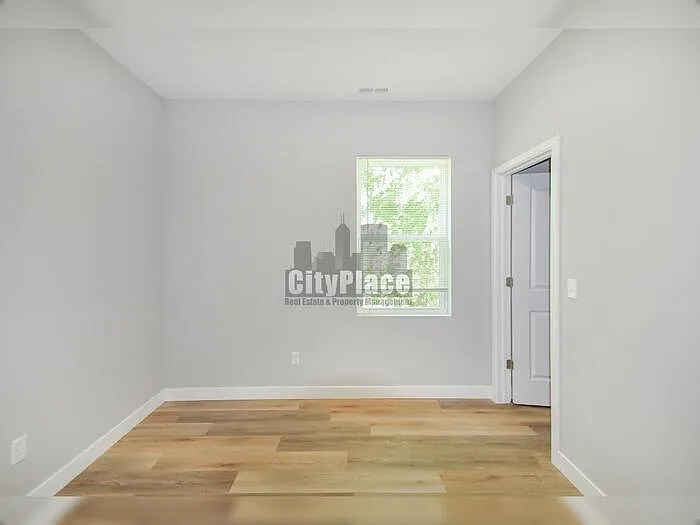 1722 Ingram St #B — Photo 14