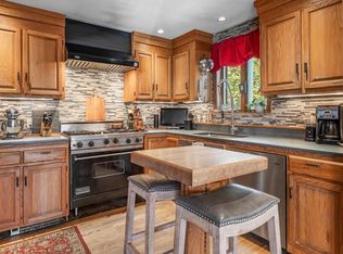 1886 Winhall Hollow Rd, South Londonderry, VT 05155