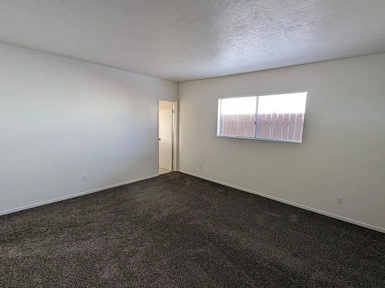 6843 Mohawk St #A — Photo 14
