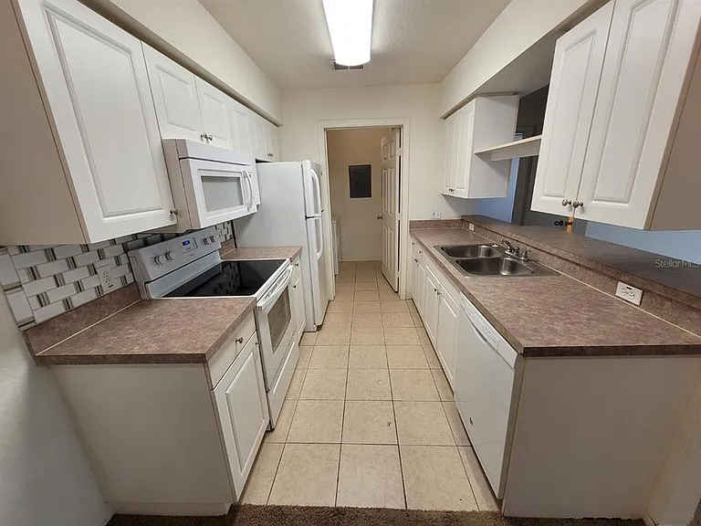 5914 Willow Ridge Dr #101 — Photo 8