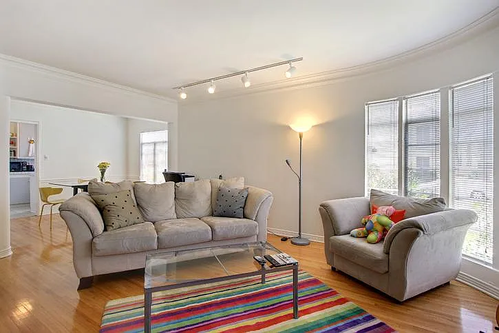 136 S Sweetzer Ave #136 — Photo 3