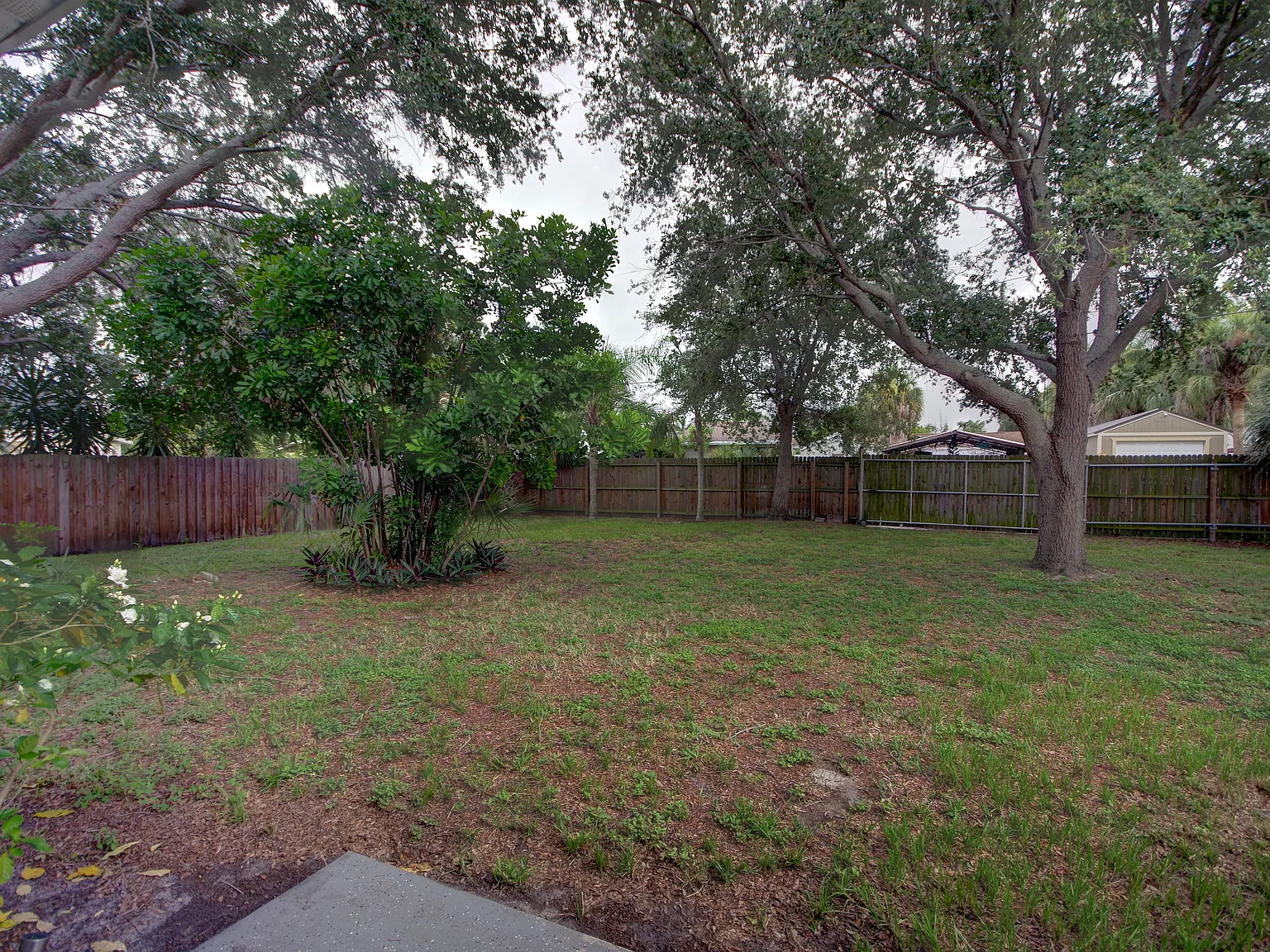 2 bed, 1120 sqft, $2,195 — Photo 3
