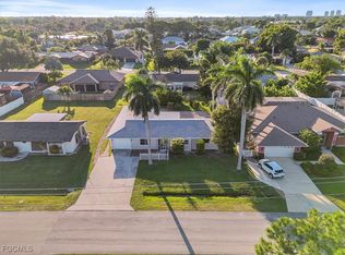 27580 Wisconsin St, Bonita Springs, FL 34135