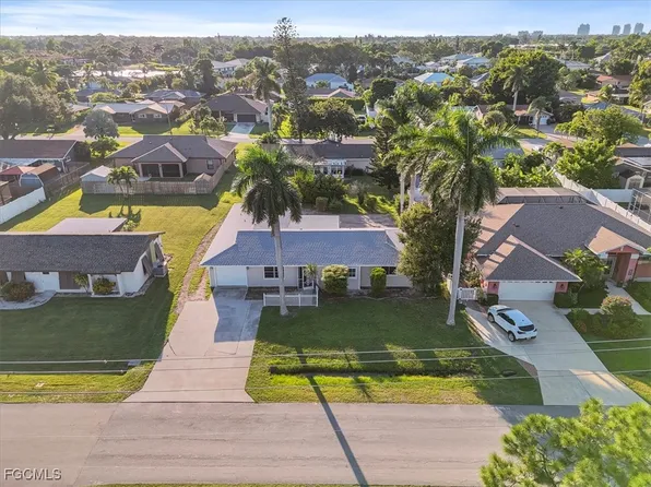 27580 Wisconsin St, Bonita Springs, FL 34135